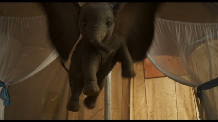 ダンボ、ついに空を飛ぶ　母への思いに感動必至！　映画『ダンボ』本予告