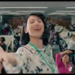 矢口史靖監督×三吉彩花主演、ミュージカル映画『ダンスウィズミー』特報