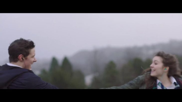 映画『アナと世界の終わり』予告編