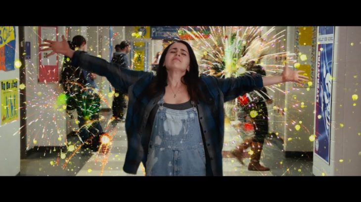 「THE DUFF／ダメ・ガールが最高の彼女になる方法」予告編