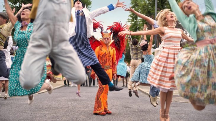 タロンが歌うミュージカルシーン満載！映画『ロケットマン』日本版予告編