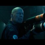 ブルース・ウィリスVS.謎の生命体！映画『アンチ・ライフ』予告編