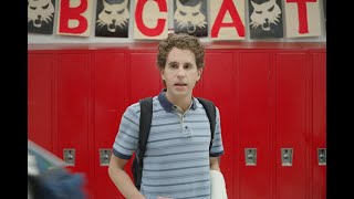 “思いやりの嘘”から始まるミュージカル映画「ディア・エヴァン・ハンセン」予告編