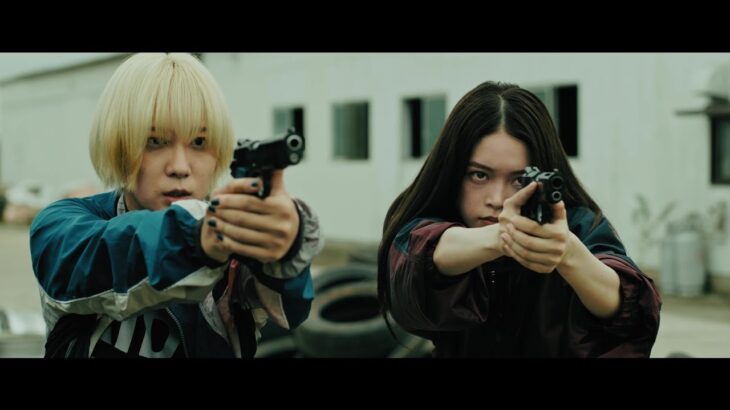 殺し屋女子コンビのアクション映画の続編『ベイビーわるきゅーれ 2ベイビー』 予告編【2023年3月24日公開】
