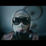 おばあちゃん、アナタ本当に人間ですか？　映画『イビルアイ』おぞましい予告編【2023年7月28日公開】