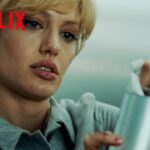 スパイアクション – 驚くべき方法で密室から脱出するアンジェリーナ・ジョリー | ソルト | Netflix Japan