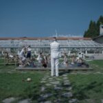 アウシュヴィッツ強制収容所の隣で平和に暮らす所長一家を描く…映画『関心領域』予告編